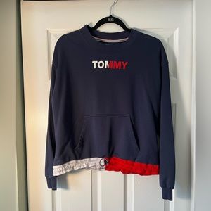 Tommy Hilfiger Sweatshirt.